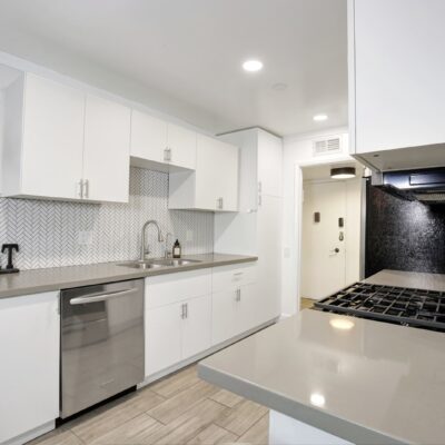 Phoenix Luxury Condo18-min