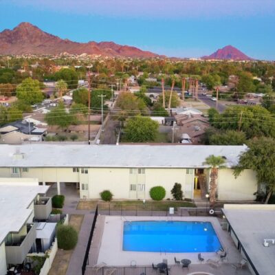 Phoenix Luxury Condo2-min