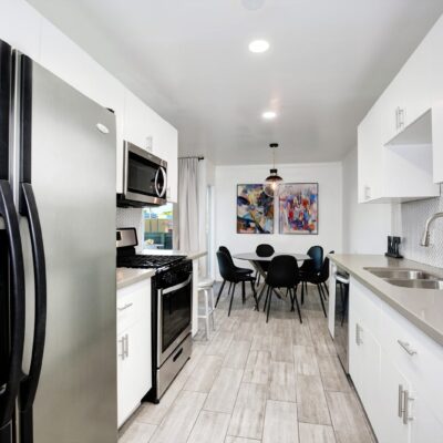 Phoenix Luxury Condo21-min