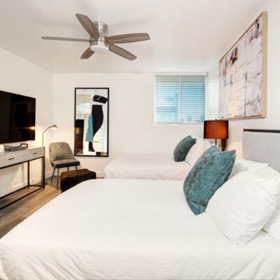 Phoenix Luxury Condo23-min